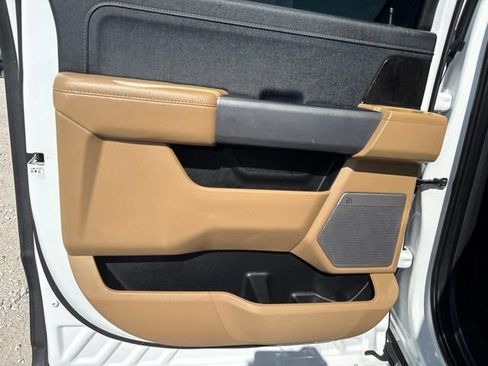 Used 2022 Ford F150 Lariat w/ Equipment Group 502A High RWD image 30