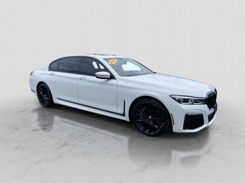 Used 2022 BMW 750i xDrive w/ Executive Package AWD/4WD image 8