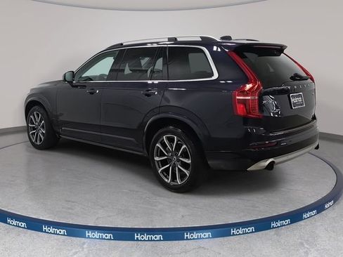 Used 2019 Volvo XC90 T5 Momentum w/ Multimedia Package AWD/4WD image 8