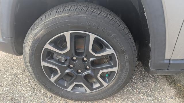 Used 2019 Jeep Compass Trailhawk w/ Leather Interior Group AWD/4WD image 19