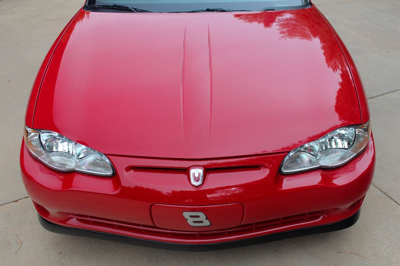 Used 2004 Chevrolet Monte Carlo SS w/ Dale Earnhardt Jr. Package FWD image 32