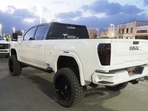 Used 2026 GMC Sierra 3500 Denali Ultimate image 7