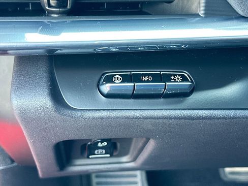 Used 2020 Chevrolet Corvette Stingray Preferred Cpe w/ 2LT Preferred Equipment Group image 11