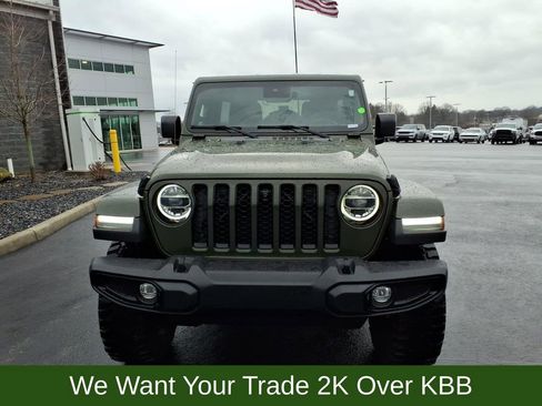 Used 2021 Jeep Wrangler Unlimited Sahara AWD/4WD image 9