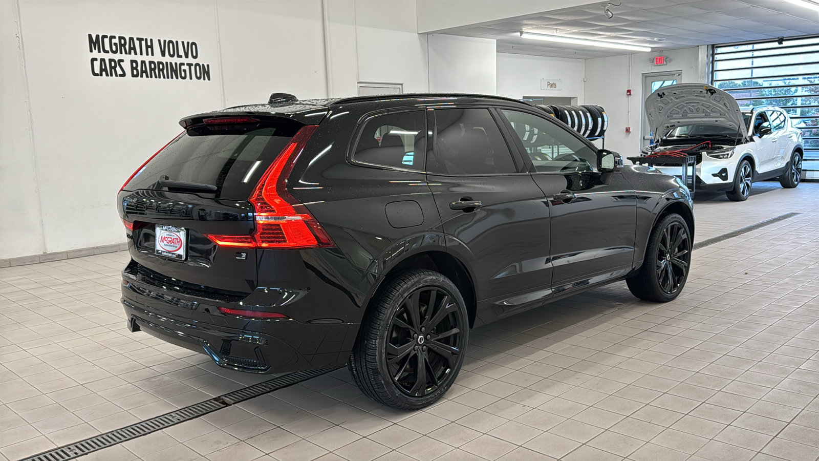 Used 2024 Volvo XC60 T8 Ultimate AWD/4WD image 5