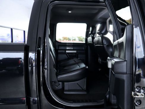 Used 2017 Ford F350 Lariat w/ Chrome Package image 32