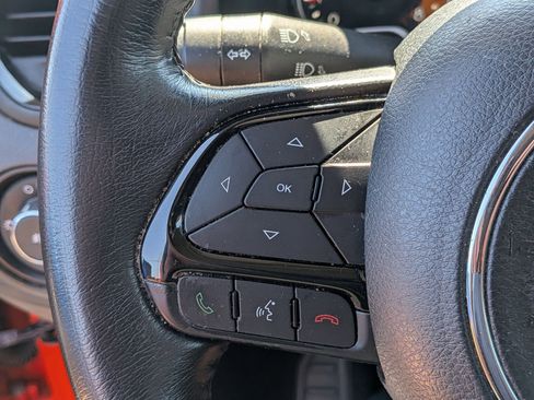 Used 2018 Jeep Renegade Altitude w/ Popular Equipment Group FWD image 15