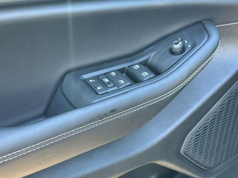 New 2025 Jeep Grand Cherokee Laredo X image 17