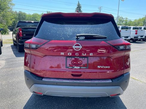 Used 2023 Nissan Rogue SV w/ SV Premium B Package AWD/4WD image 5