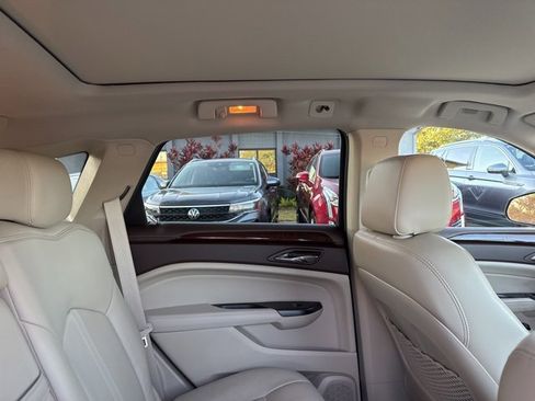 Used 2016 Cadillac SRX Luxury w/ Driver Awareness Package image 14