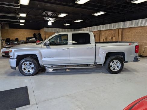 Used 2018 Chevrolet Silverado 1500 LT w/ All Star Edition image 7