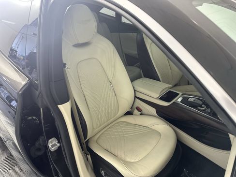 Used 2021 Aston Martin DBX AWD/4WD image 27