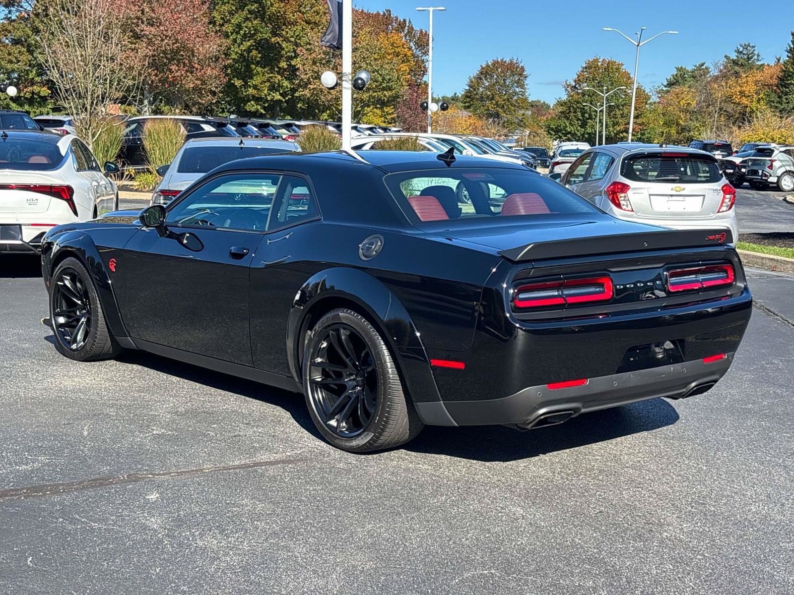 Used 2022 Dodge Challenger SRT Hellcat RWD image 3
