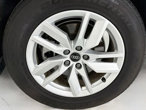 Used 2023 Audi Q5 2.0T Premium w/ Convenience Package AWD/4WD image 29