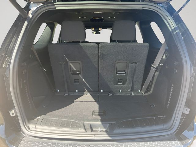 Used 2025 Dodge Durango GT AWD/4WD image 7