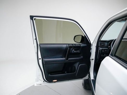 Used 2023 Toyota 4Runner TRD Off-Road Premium image 14