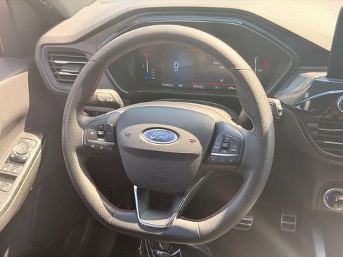 Used 2024 Ford Escape ST-Line FWD image 19