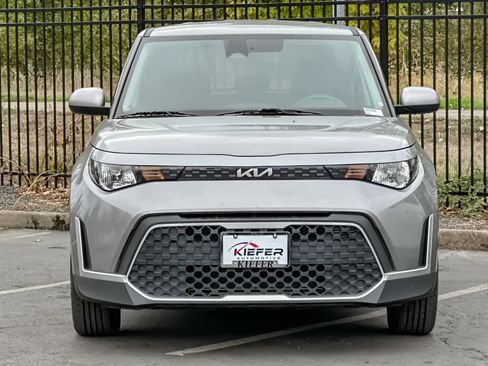 Used 2023 Kia Soul LX w/ Option Group 015 image 9
