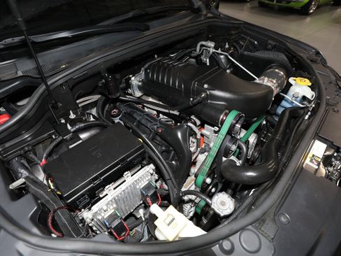 Used 2019 Jeep Grand Cherokee SRT AWD/4WD image 82