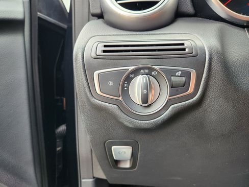 Certified 2021 Mercedes-Benz GLC 300 image 22