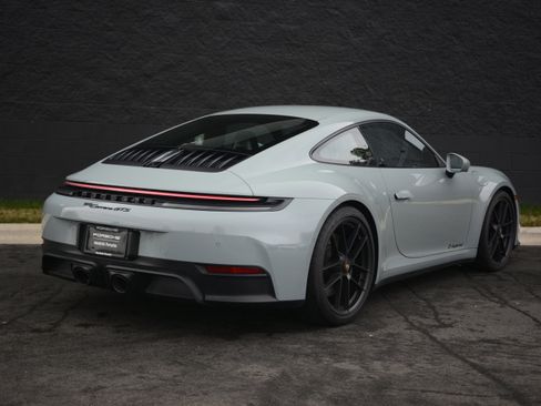 Certified 2025 Porsche 911 Carrera GTS image 7