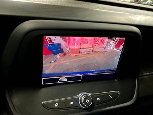 Used 2022 Chevrolet Camaro LS image 21