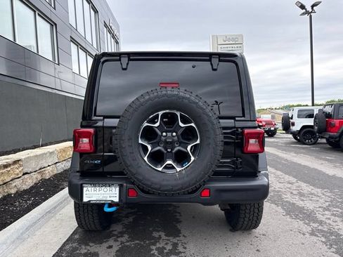 Used 2023 Jeep Wrangler Unlimited Rubicon 4xe w/ Steel Bumper Group AWD/4WD image 4
