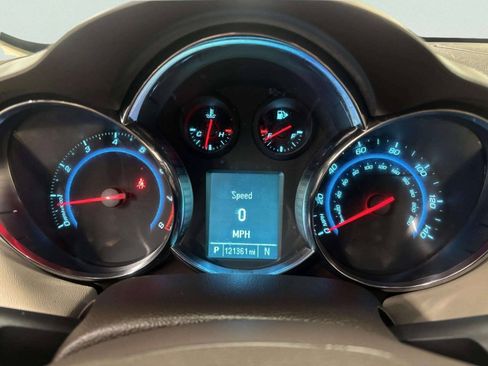 Used 2012 Chevrolet Cruze LTZ FWD image 32