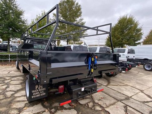 New 2024 Ford F550 4x4 Regular Cab Super Duty image 28