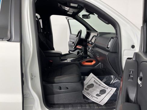 Used 2025 Nissan Frontier Pro-X w/ Pro Convenience Package RWD image 36
