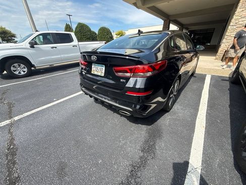 Used 2019 Kia Optima EX w/ EX Premium Package FWD image 3