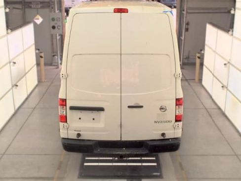 Used 2019 Nissan NV 2500 SV RWD image 4