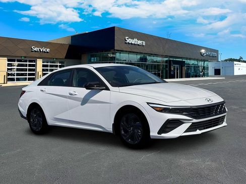 New 2026 Hyundai Elantra Sport image 11