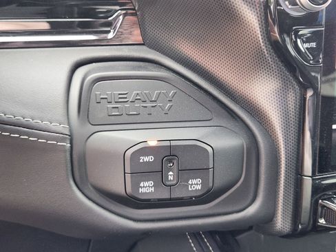 New 2026 RAM 2500 Limited AWD/4WD image 20