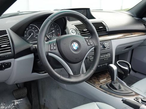 Used 2009 BMW 128i Convertible RWD image 57