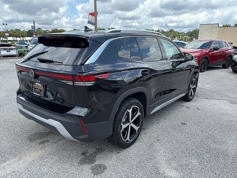 New 2025 Volkswagen Tiguan SE image 6