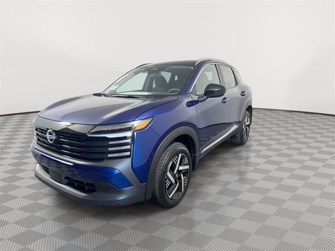 New 2026 Nissan Kicks SV image 4