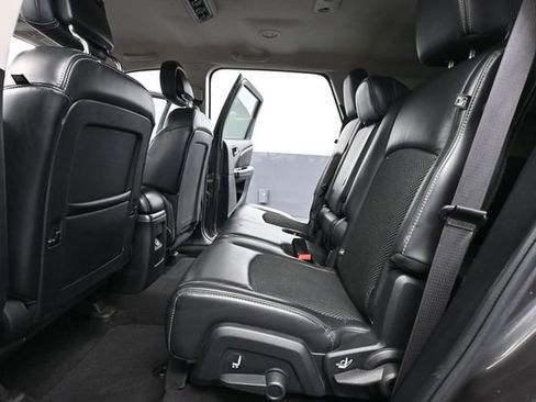 Used 2017 Dodge Journey Crossroad AWD/4WD image 36