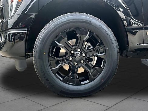 Used 2023 Ford F150 Lariat w/ Equipment Group 502A High image 11