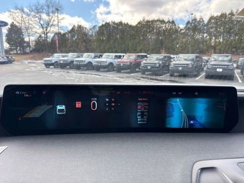 New 2026 Ford Expedition Active image 20