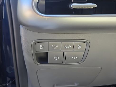 New 2026 Hyundai Ioniq 9 Calligraphy image 15