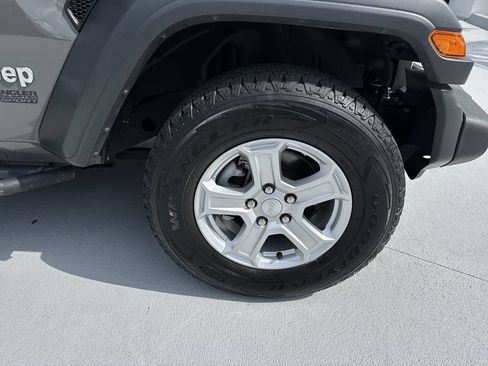 Used 2019 Jeep Wrangler Unlimited Sport S AWD/4WD image 59