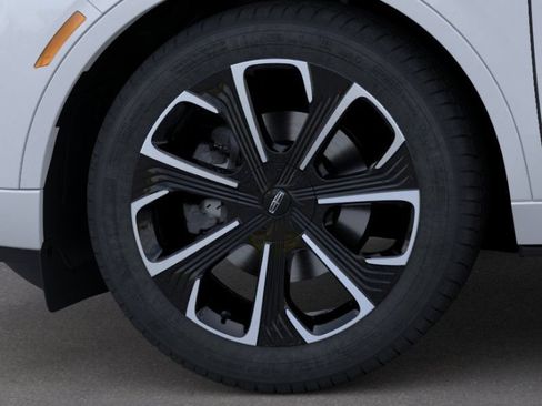 New 2026 Lincoln Nautilus Reserve AWD/4WD image 40