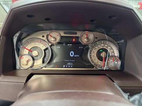 Used 2018 RAM 3500 Laramie Longhorn w/ Longhorn Southfork Package AWD/4WD image 14