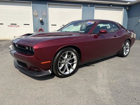 Used 2019 Dodge Challenger R/T w/ Plus Package RWD image 1