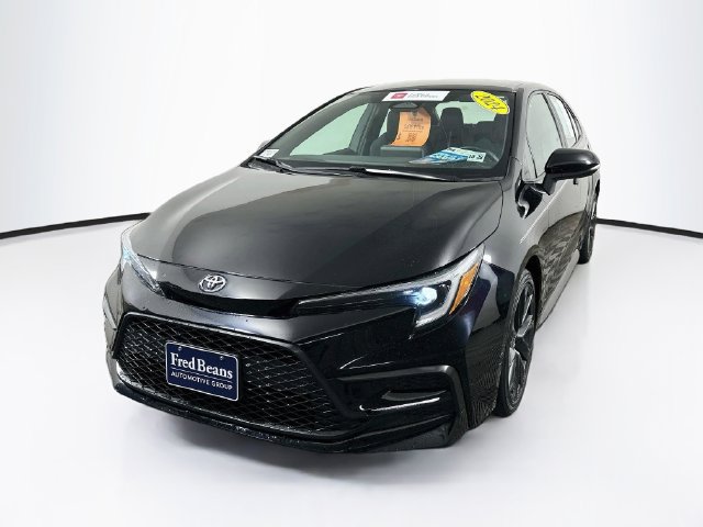 Certified 2024 Toyota Corolla SE FWD image 3