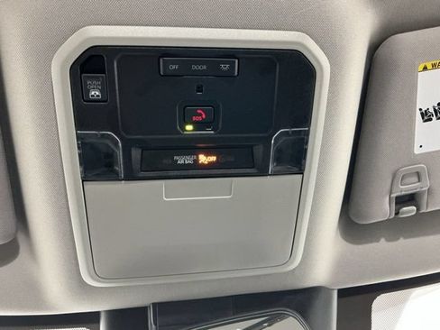 Used 2023 Toyota Tundra Capstone AWD/4WD image 21