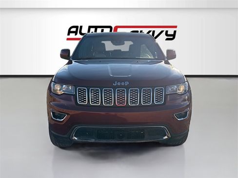 Used 2021 Jeep Grand Cherokee Laredo X image 2