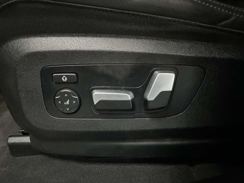 Used 2024 BMW X5 xDrive40i w/ M Sport Package AWD/4WD image 21