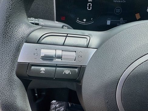 Used 2025 Hyundai Tucson SEL FWD image 36
